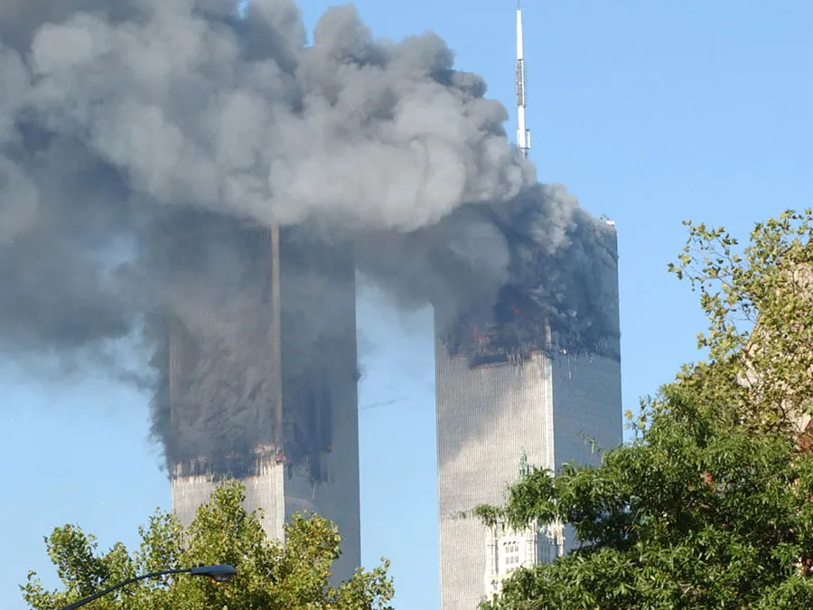 smoke-rise-Clouds-fires-result-terrorist-attack-September-11-2001